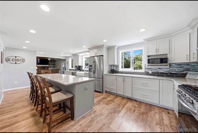 391 Sunset Drive, Hamburg, NY 14075