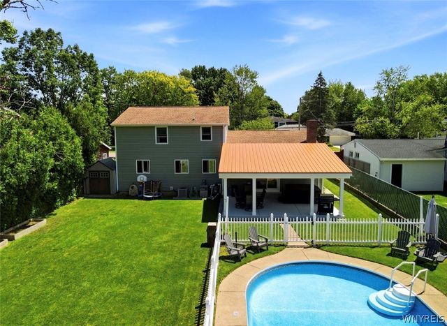 391 Sunset Drive, Hamburg, NY 14075
