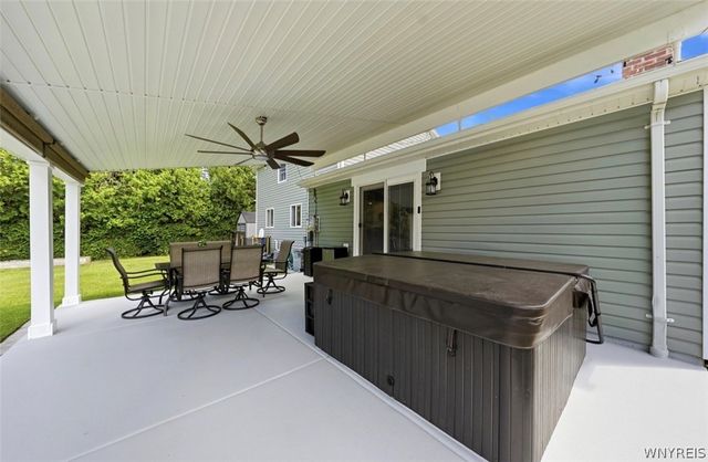 391 Sunset Drive, Hamburg, NY 14075