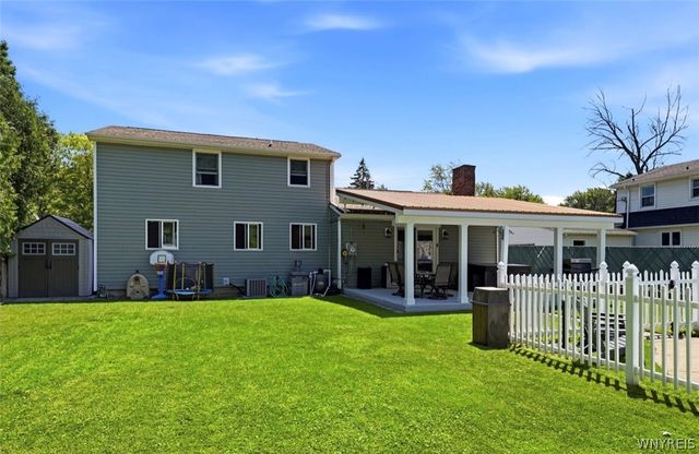 391 Sunset Drive, Hamburg, NY 14075