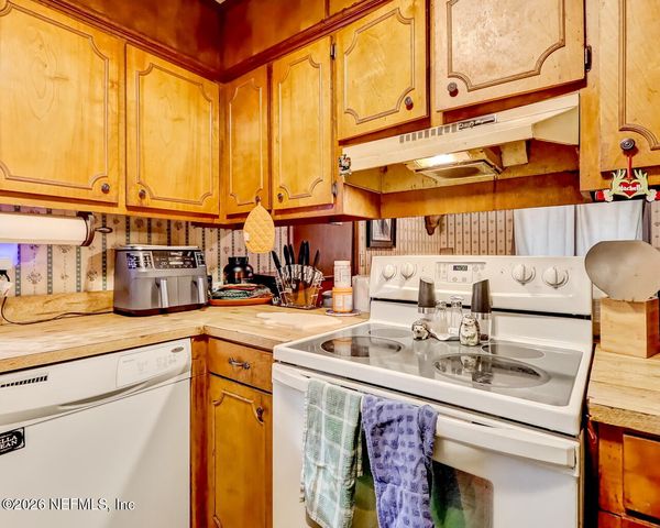 5145 BEIGE Street, Jacksonville, FL 32258