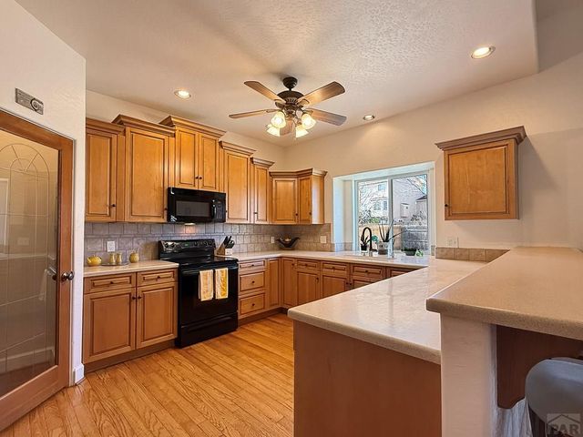 17 Redondo, Pueblo, CO 81005