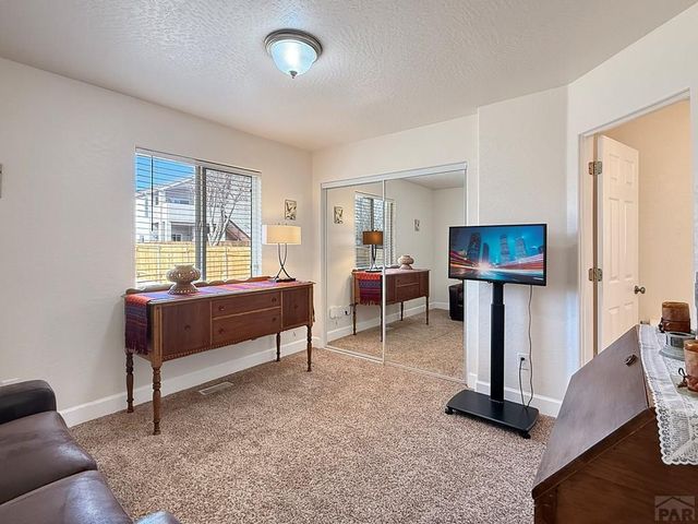 17 Redondo, Pueblo, CO 81005
