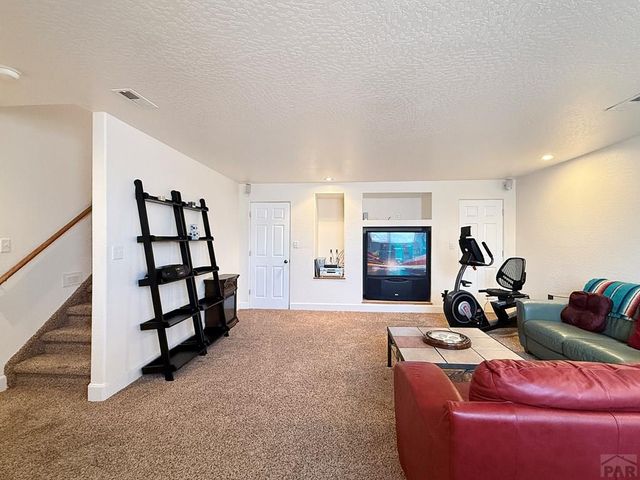 17 Redondo, Pueblo, CO 81005
