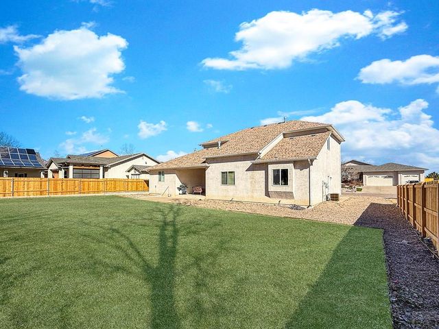 17 Redondo, Pueblo, CO 81005