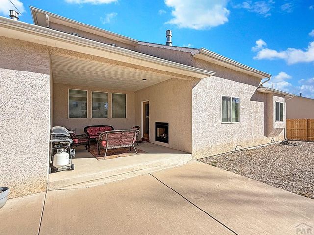 17 Redondo, Pueblo, CO 81005