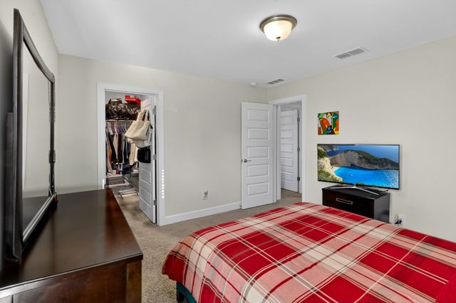 214 Campbell Cir, Mount Juliet, TN 37122