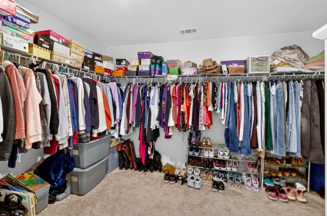 214 Campbell Cir, Mount Juliet, TN 37122