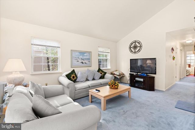 1038 OCEAN PKWY, Ocean Pines, MD 21811