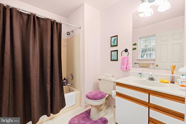 1038 OCEAN PKWY, Ocean Pines, MD 21811