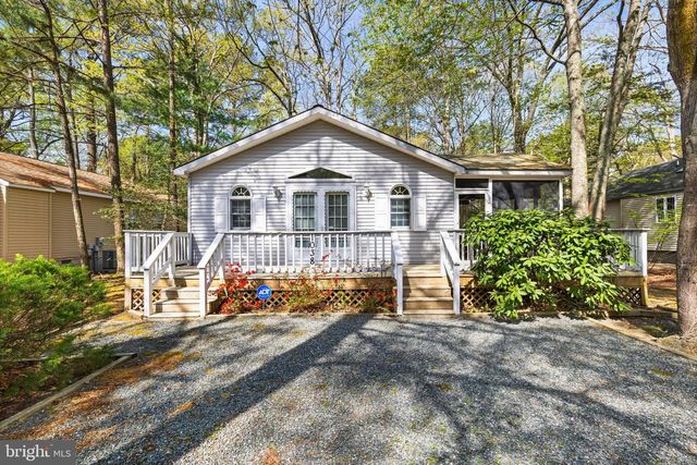 1038 OCEAN PKWY, Ocean Pines, MD 21811