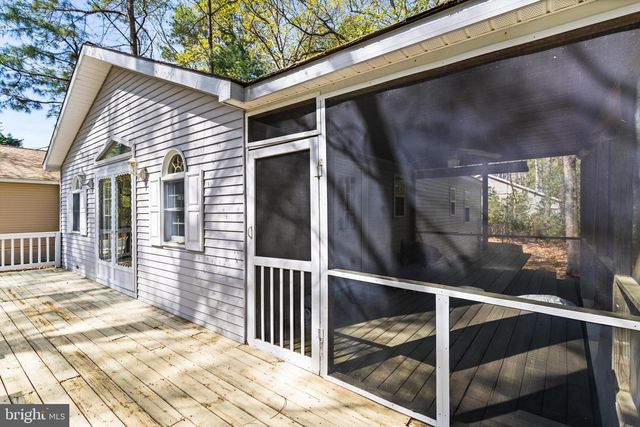 1038 OCEAN PKWY, Ocean Pines, MD 21811