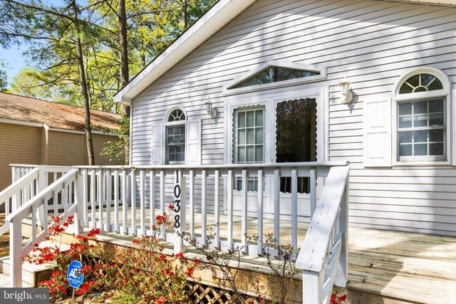1038 OCEAN PKWY, Ocean Pines, MD 21811