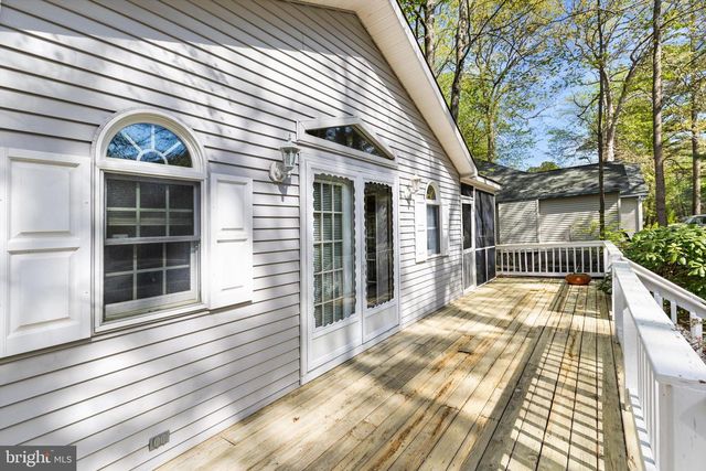 1038 OCEAN PKWY, Ocean Pines, MD 21811