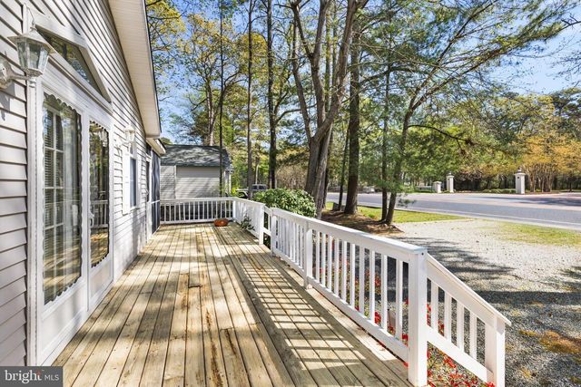 1038 OCEAN PKWY, Ocean Pines, MD 21811