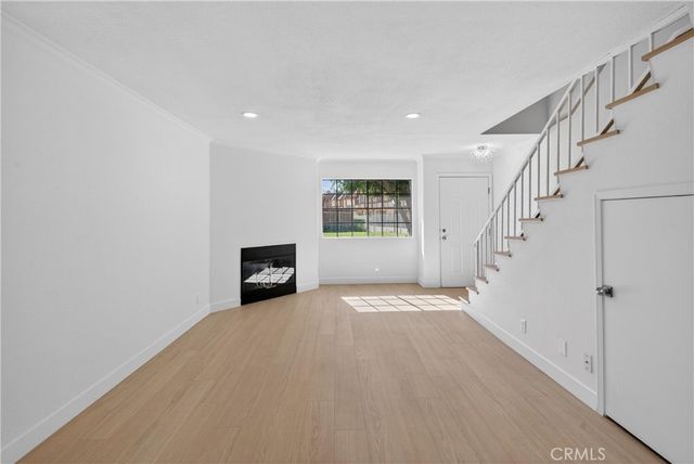 9325 Sunland Park Drive 2, Sun Valley, CA 91352