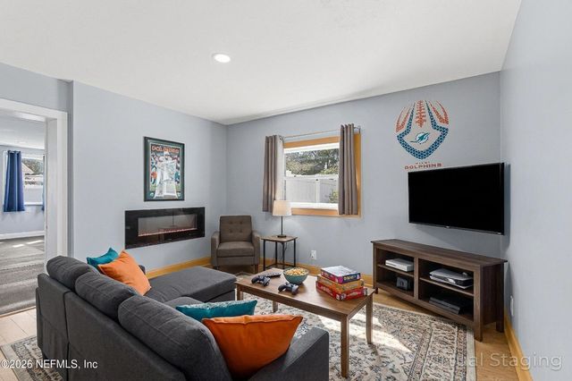 10758 EXECUTIVE Drive, Jacksonville, FL 32225