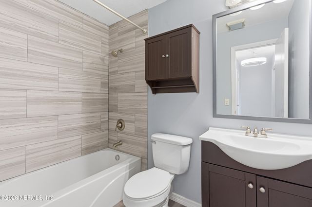 10758 EXECUTIVE Drive, Jacksonville, FL 32225