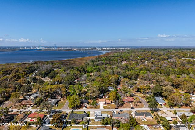 10758 EXECUTIVE Drive, Jacksonville, FL 32225