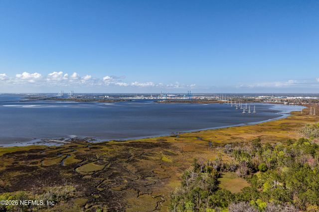 10758 EXECUTIVE Drive, Jacksonville, FL 32225