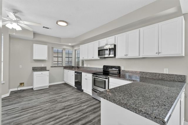 12929 Kingsbridge Lane, Houston, TX 77077