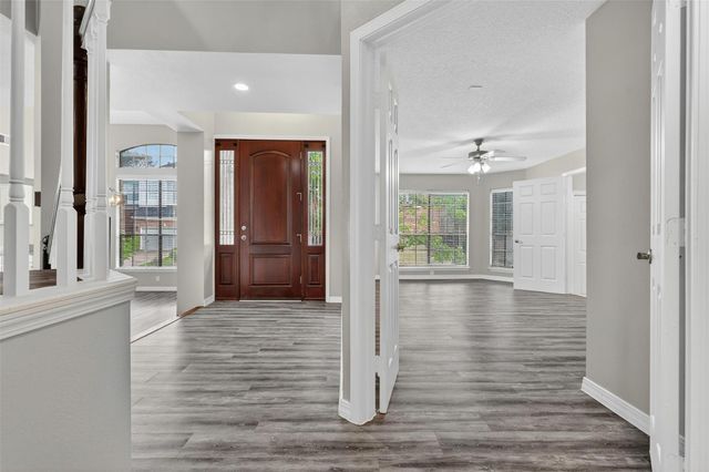 12929 Kingsbridge Lane, Houston, TX 77077