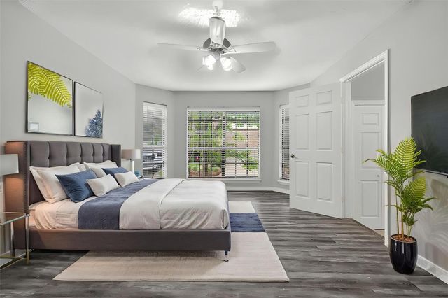 12929 Kingsbridge Lane, Houston, TX 77077