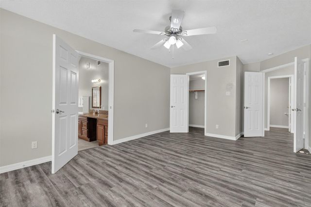 12929 Kingsbridge Lane, Houston, TX 77077