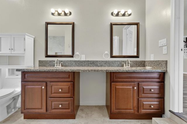 12929 Kingsbridge Lane, Houston, TX 77077