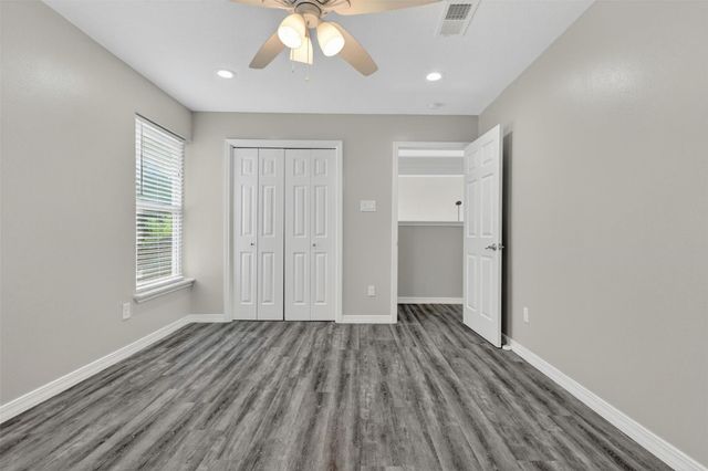 12929 Kingsbridge Lane, Houston, TX 77077