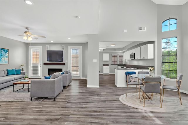12929 Kingsbridge Lane, Houston, TX 77077