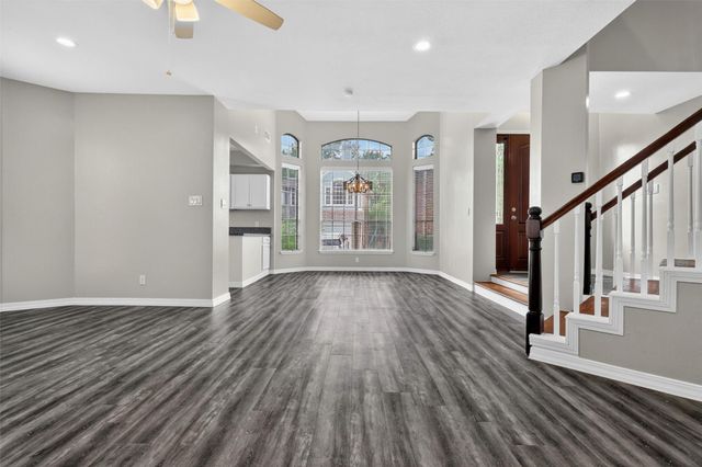 12929 Kingsbridge Lane, Houston, TX 77077
