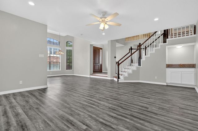 12929 Kingsbridge Lane, Houston, TX 77077