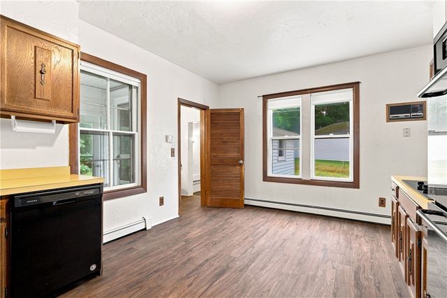 3 Whipple Avenue, Smithfield, RI 02917