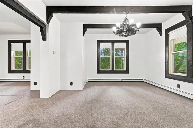 3 Whipple Avenue, Smithfield, RI 02917