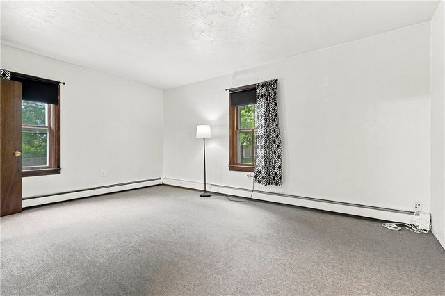 3 Whipple Avenue, Smithfield, RI 02917