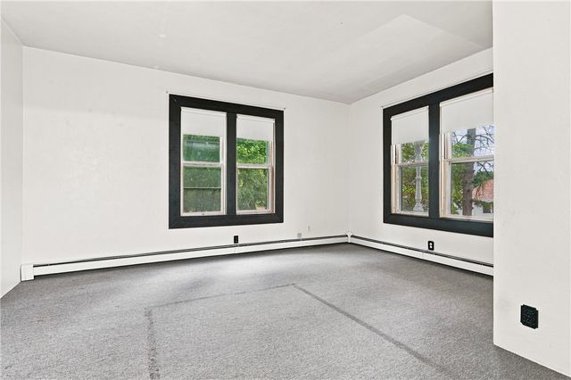3 Whipple Avenue, Smithfield, RI 02917