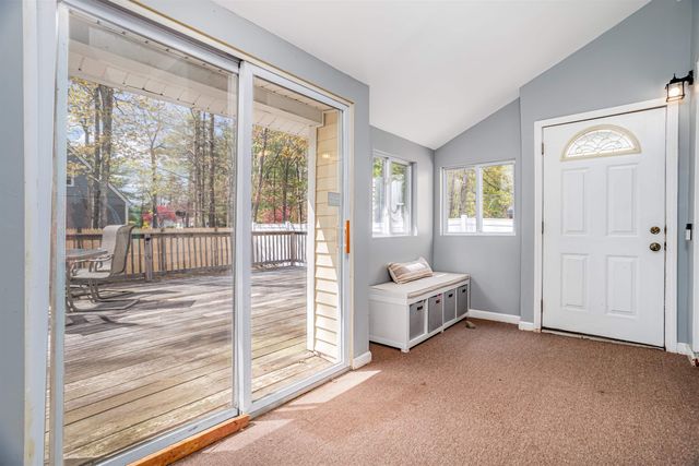 86 Manor Road, Concord, NH 03303