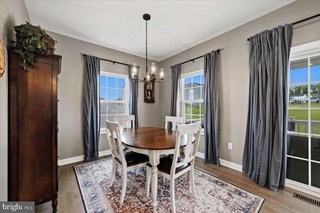 8150 PARKER PL, Fogelsville, PA 18051