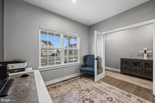 8150 PARKER PL, Fogelsville, PA 18051