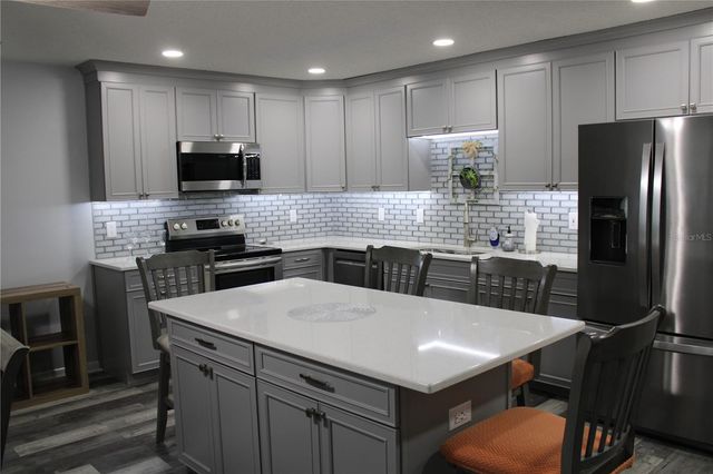 9587 SW 84TH TERRACE B, Ocala, FL 34481