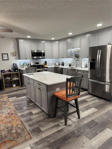 9587 SW 84TH TERRACE B, Ocala, FL 34481