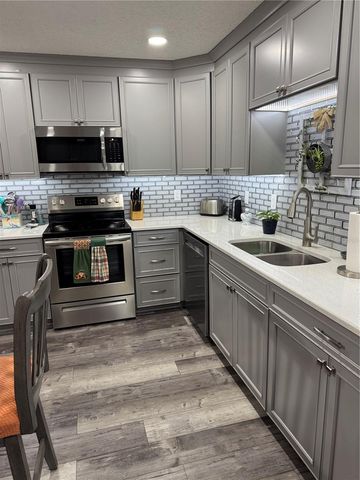 9587 SW 84TH TERRACE B, Ocala, FL 34481