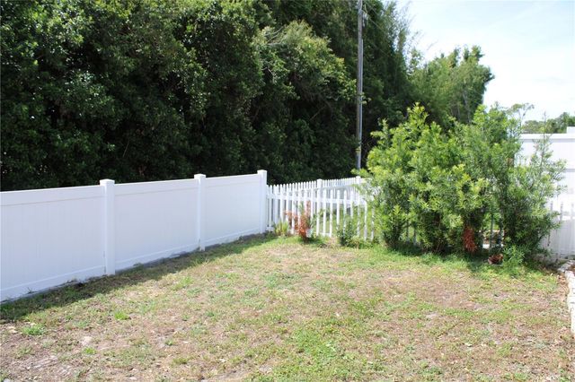9587 SW 84TH TERRACE B, Ocala, FL 34481