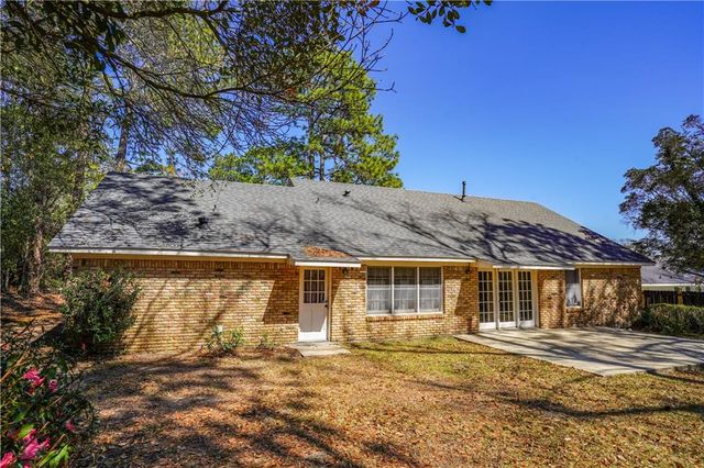 6263 Parkbrook Drive, Mobile, AL 36608