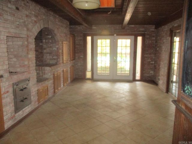 13 Wolfe Drive, Mcgehee, AR 71654