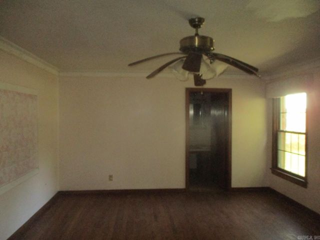 13 Wolfe Drive, Mcgehee, AR 71654