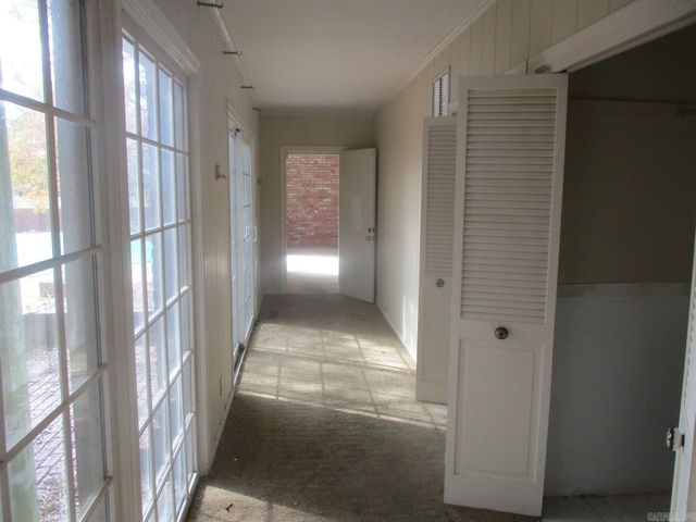 13 Wolfe Drive, Mcgehee, AR 71654