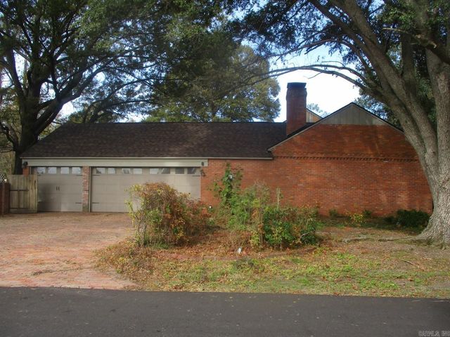 13 Wolfe Drive, Mcgehee, AR 71654