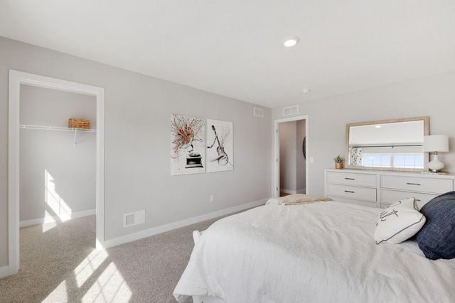 9533 49th Place NE, Saint Michael, MN 55376